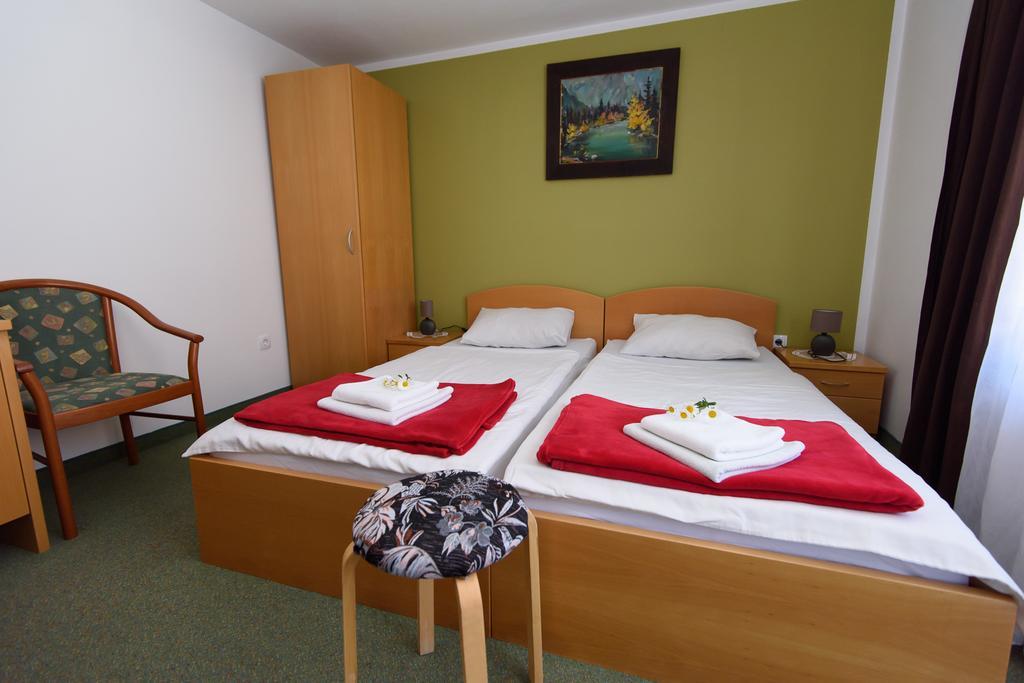 Penzion Vila Bistrica Бохиньска-Быстрица Экстерьер фото