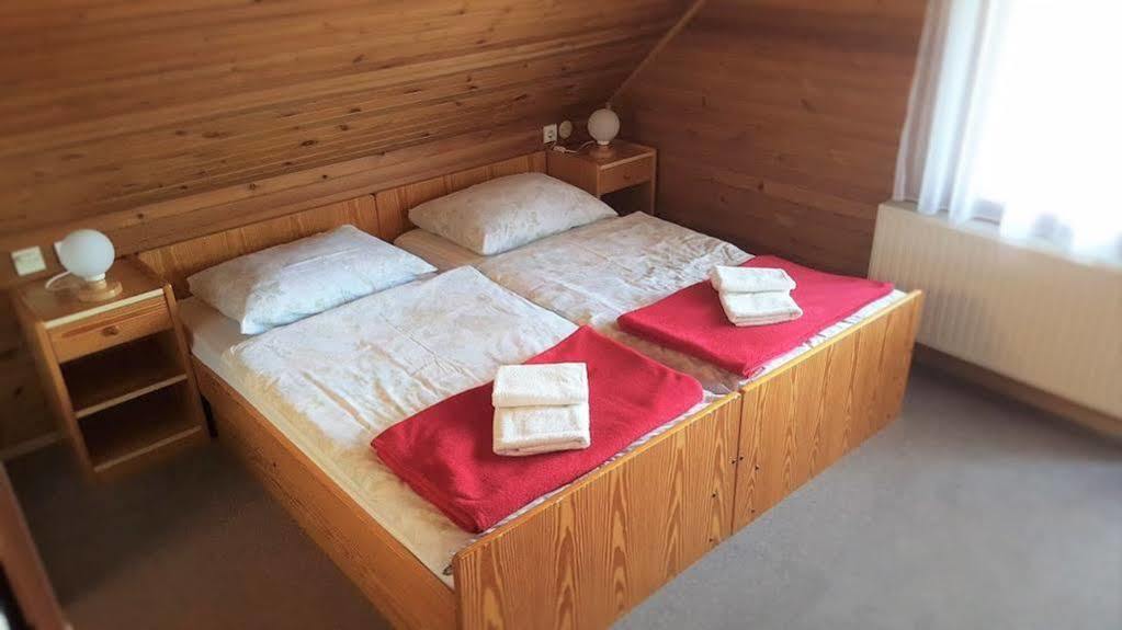 Penzion Vila Bistrica Бохиньска-Быстрица Экстерьер фото